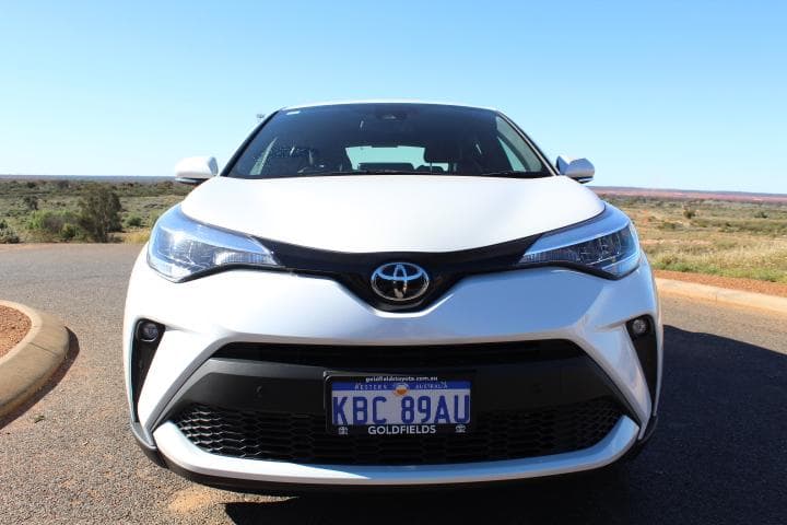 2023 Toyota C-HR GXL 2WD in White