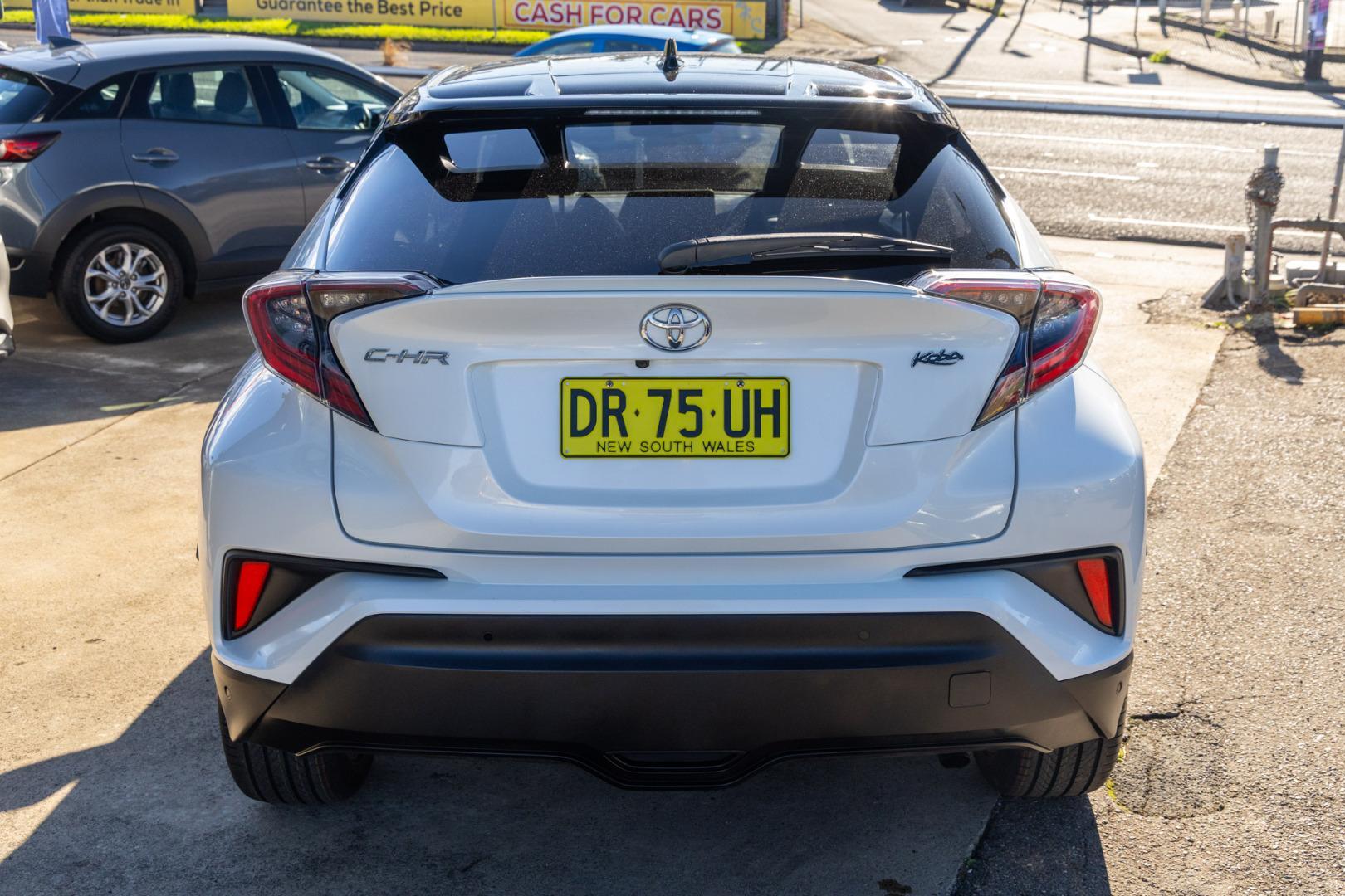2017 Toyota C-HR Koba in Two Tone White