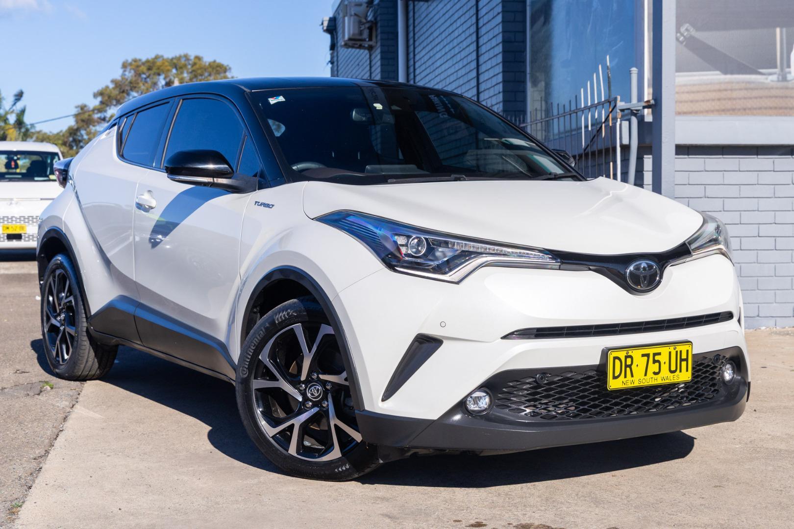 2017 Toyota C-HR Koba in Two Tone White
