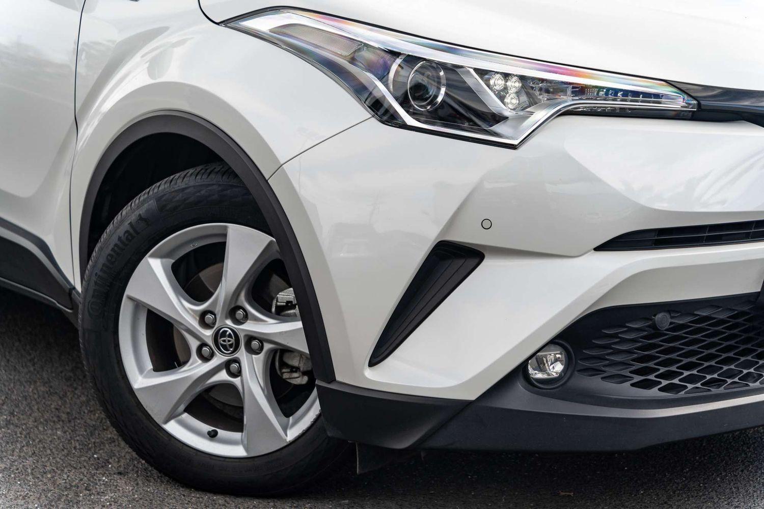 2018 Toyota C-HR Standard 2WD in White