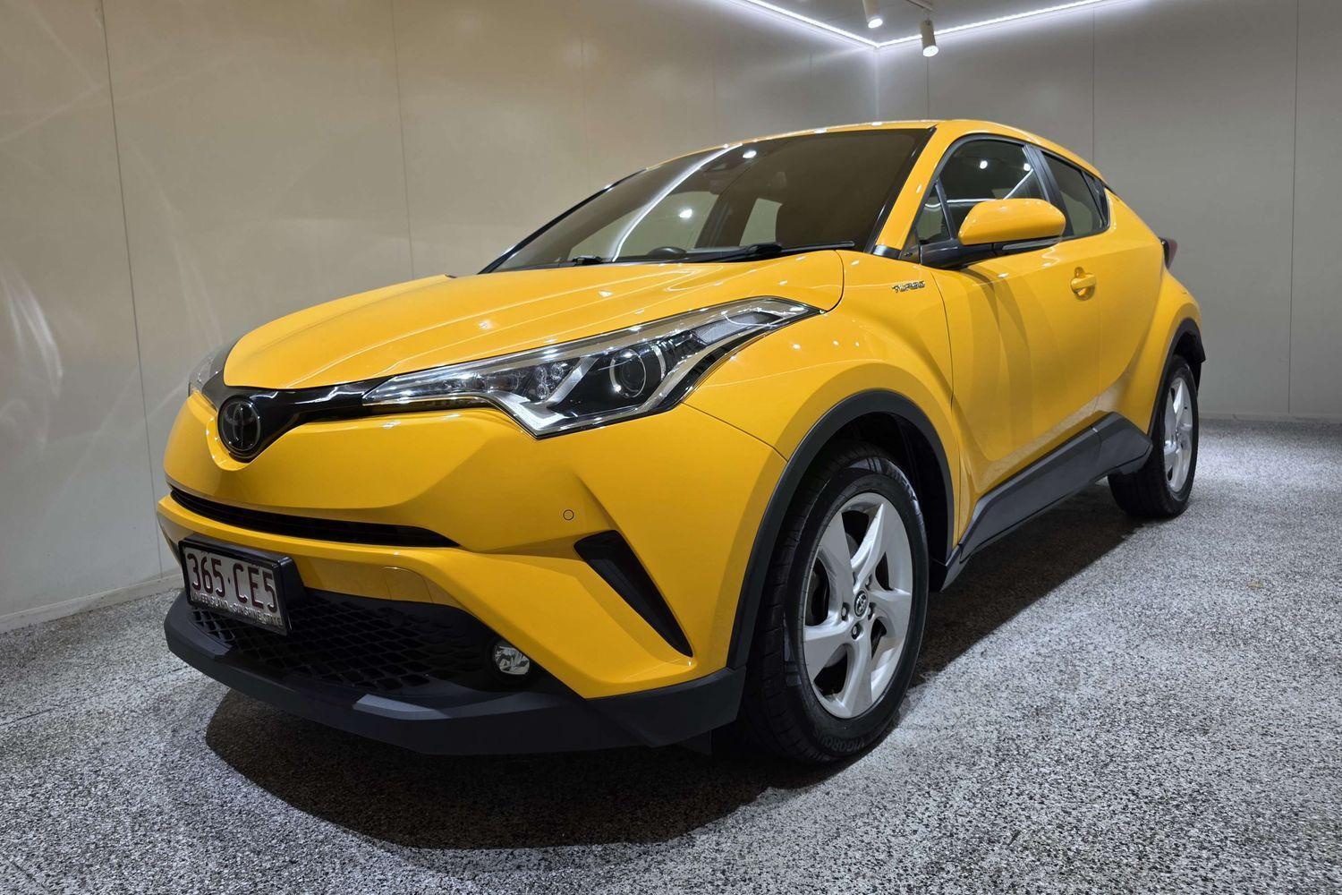 2019 Toyota C-HR Standard 2WD in Yellow