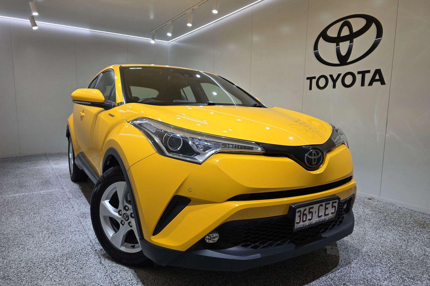 2019 Toyota C-HR Standard 2WD in Yellow