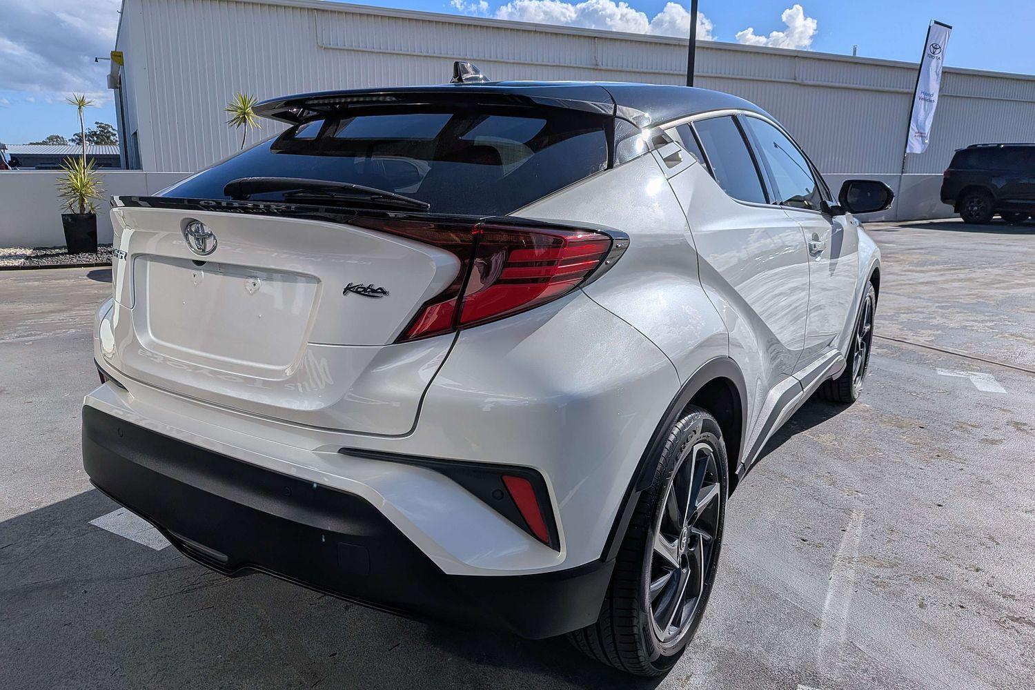2020 Toyota C-HR Koba 2WD in Two Tone White