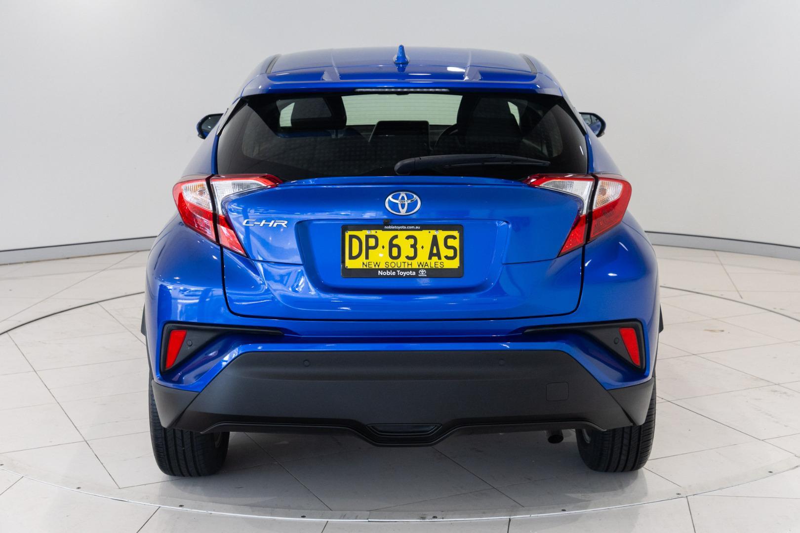 2022 Toyota C-HR GXL-2WD in Blue