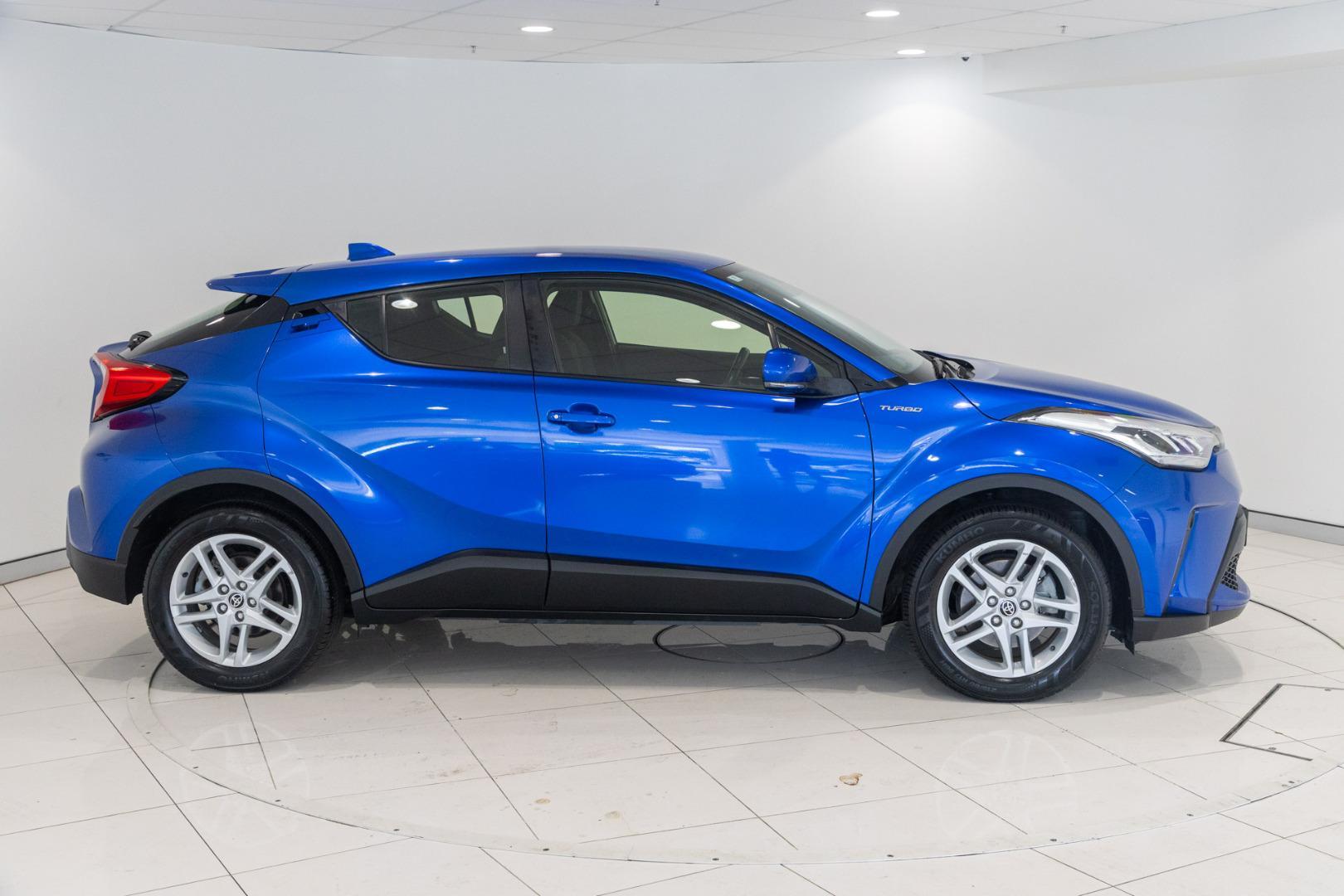 2022 Toyota C-HR GXL-2WD in Blue