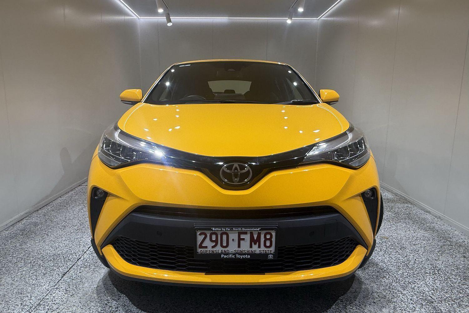 2022 Toyota C-HR GXL-2WD in Yellow