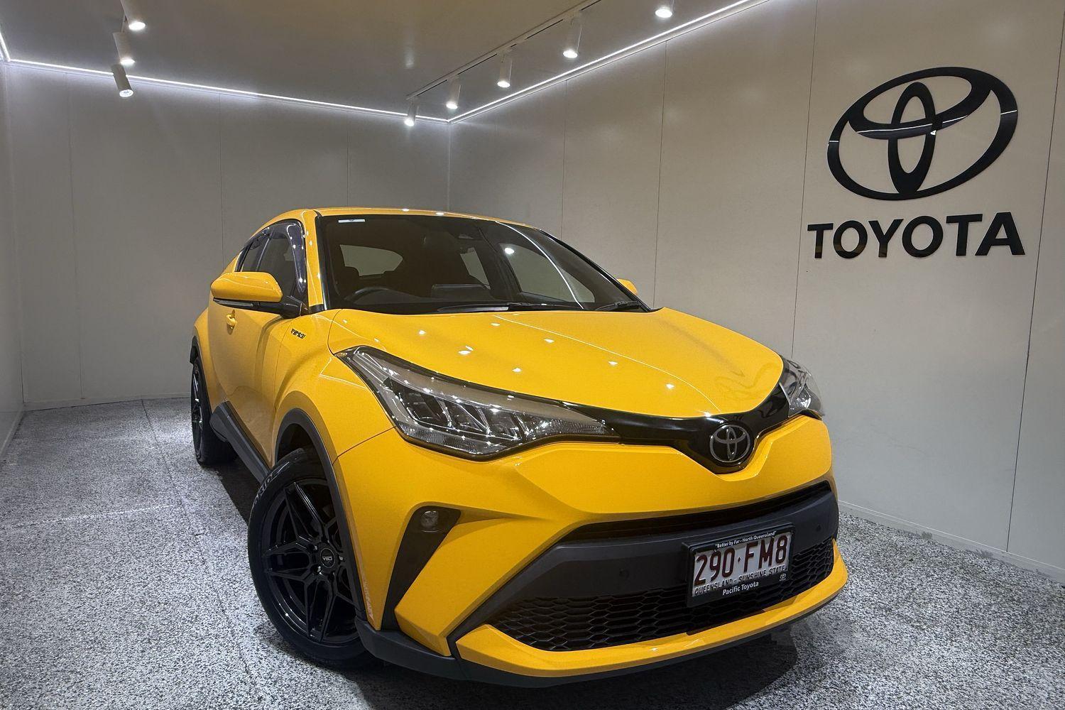 2022 Toyota C-HR GXL-2WD in Yellow