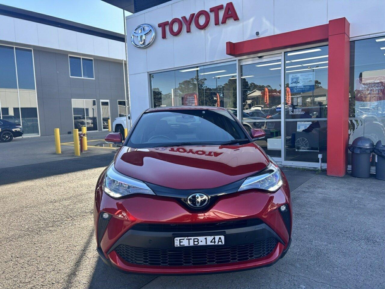 2022 Toyota C-HR GXL-2WD in Red