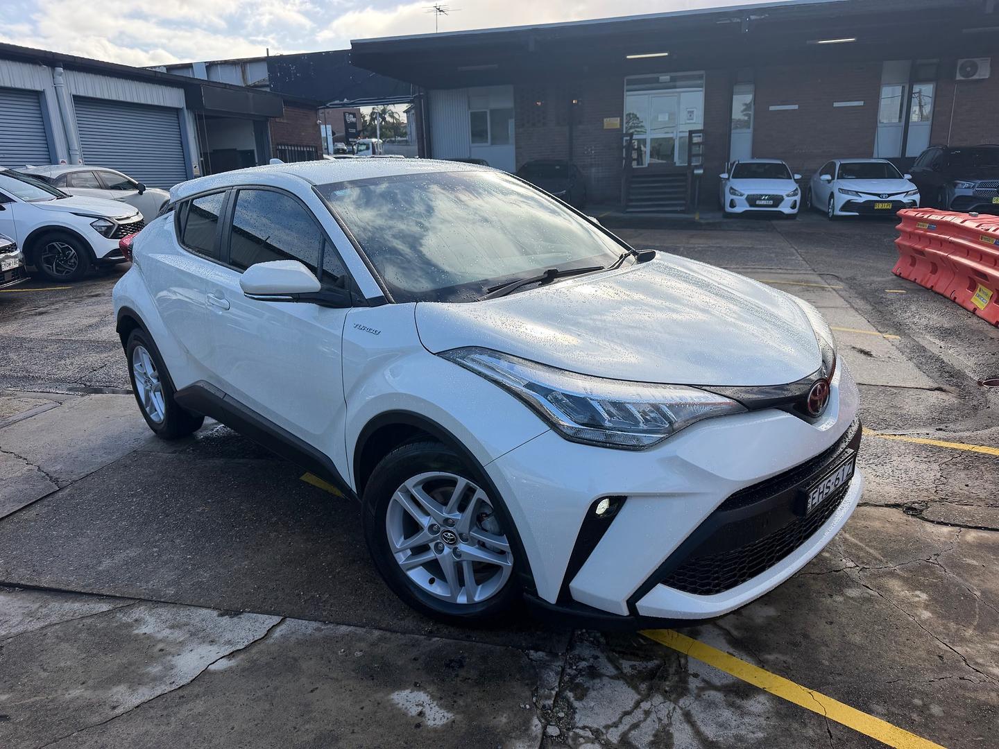 2020 Toyota C-HR Standard 2WD in White