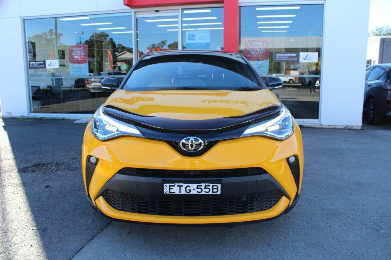 2022 Toyota C-HR Koba 2WD in Two Tone Yellow