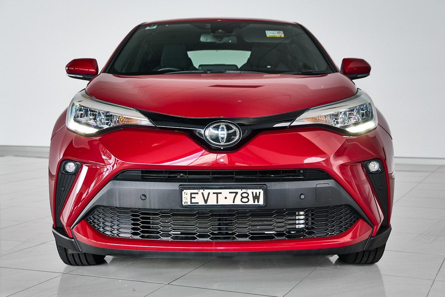 2022 Toyota C-HR GXL-2WD in Red