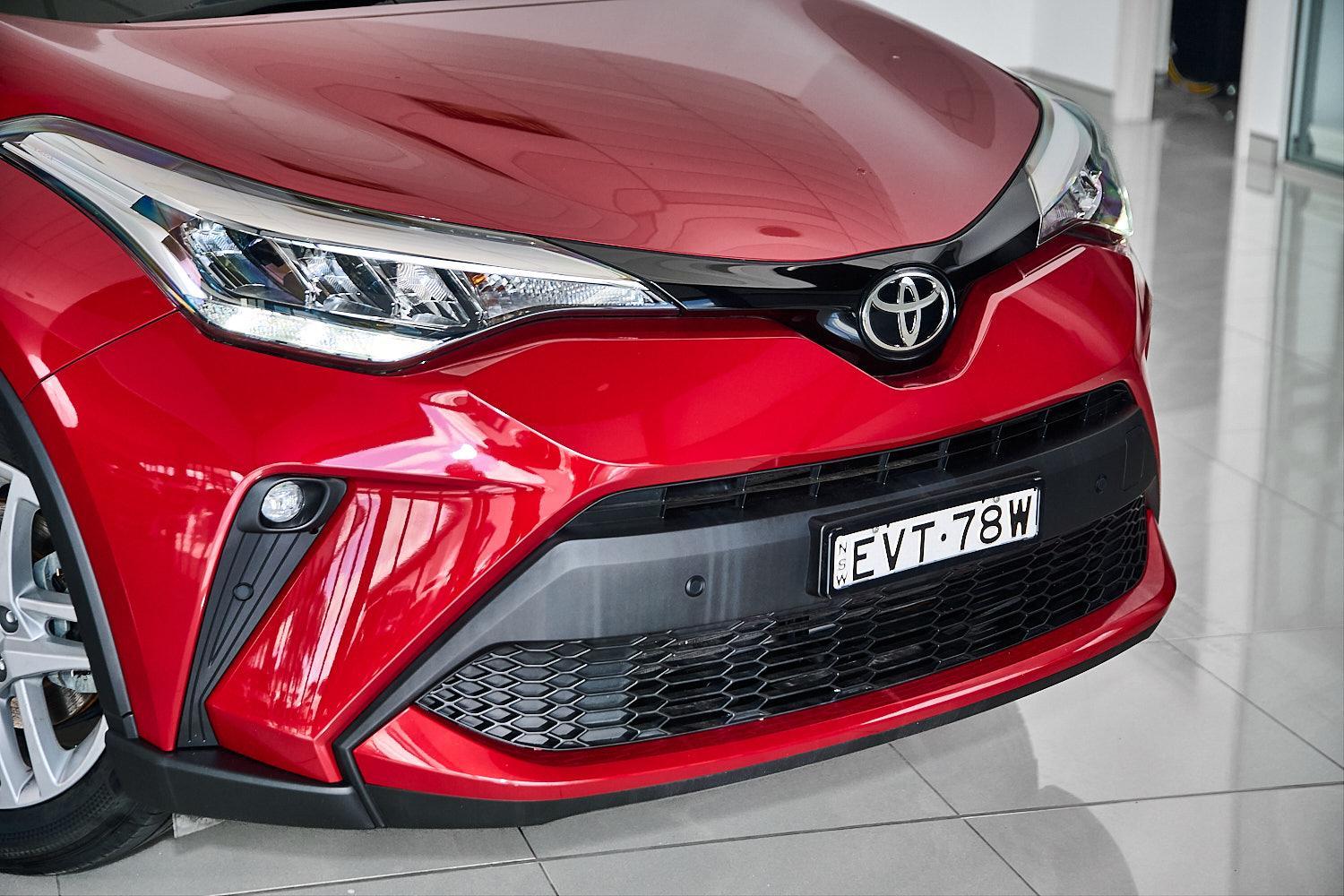 2022 Toyota C-HR GXL-2WD in Red