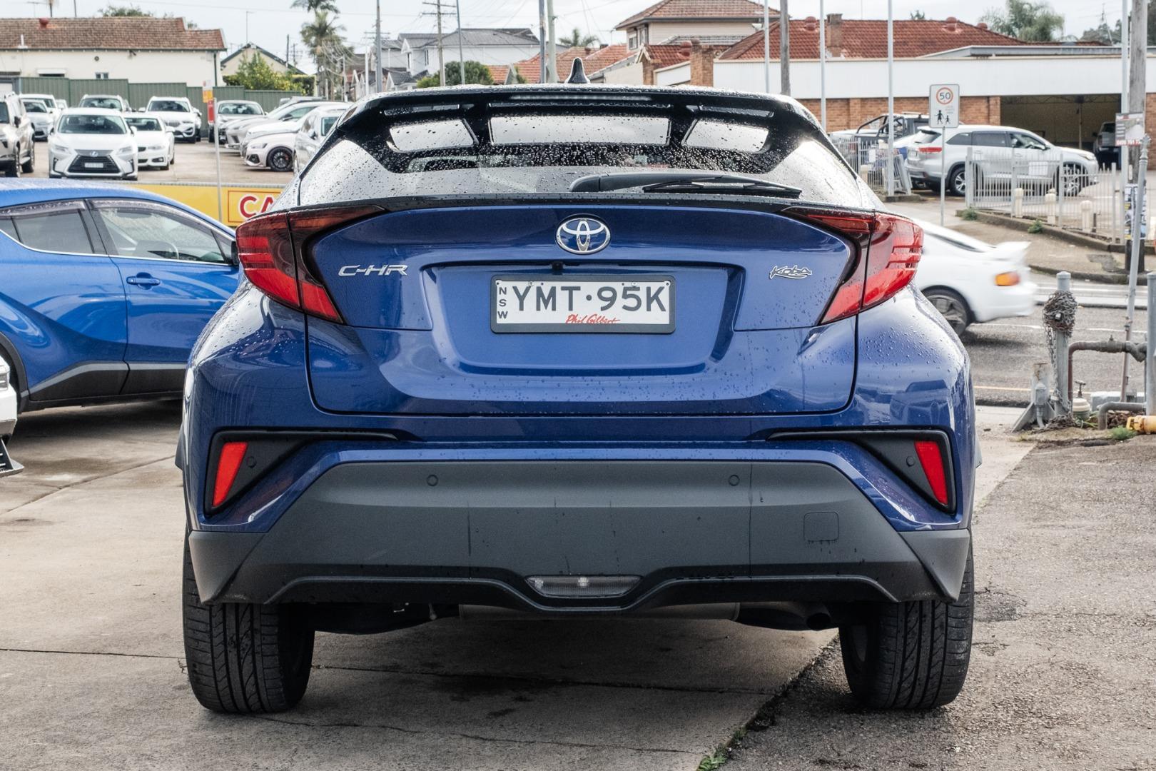 2023 Toyota C-HR Koba 2WD in Two Tone Blue