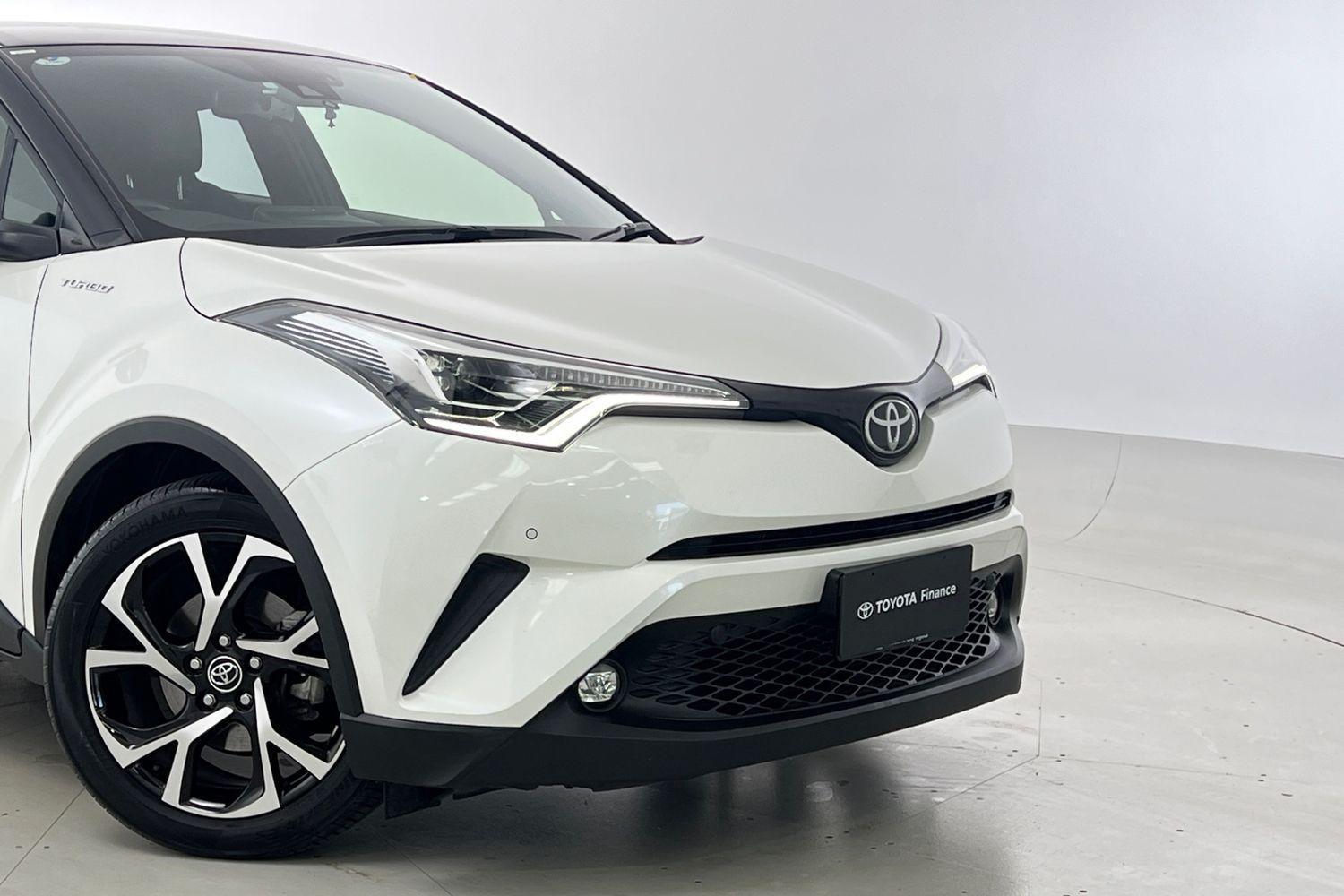 2018 Toyota C-HR Koba 2WD in Two Tone White