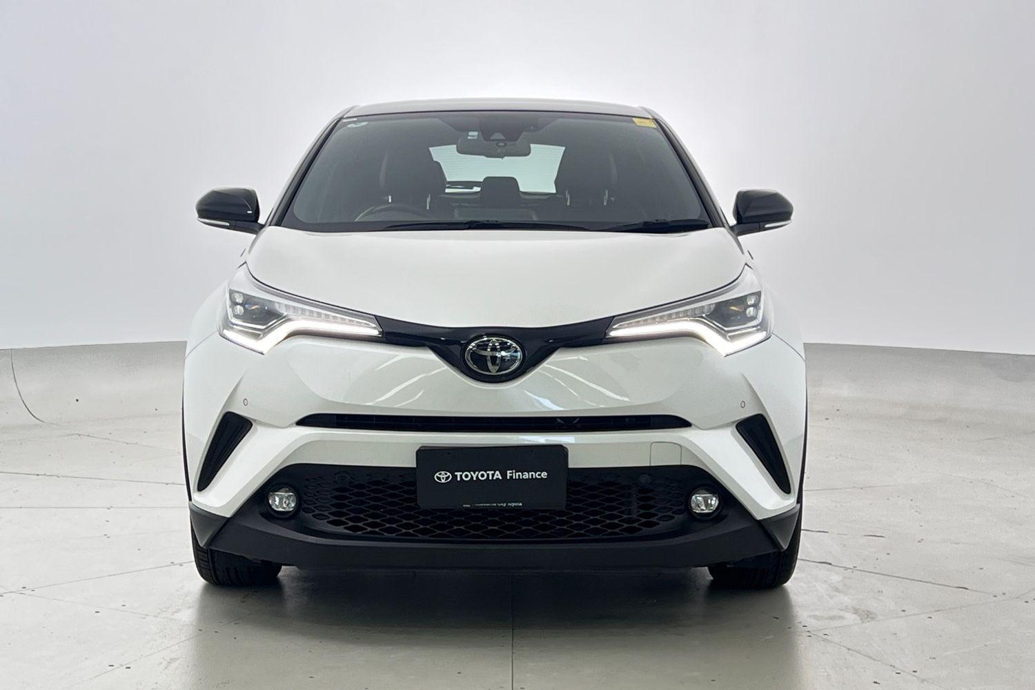 2018 Toyota C-HR Koba 2WD in Two Tone White