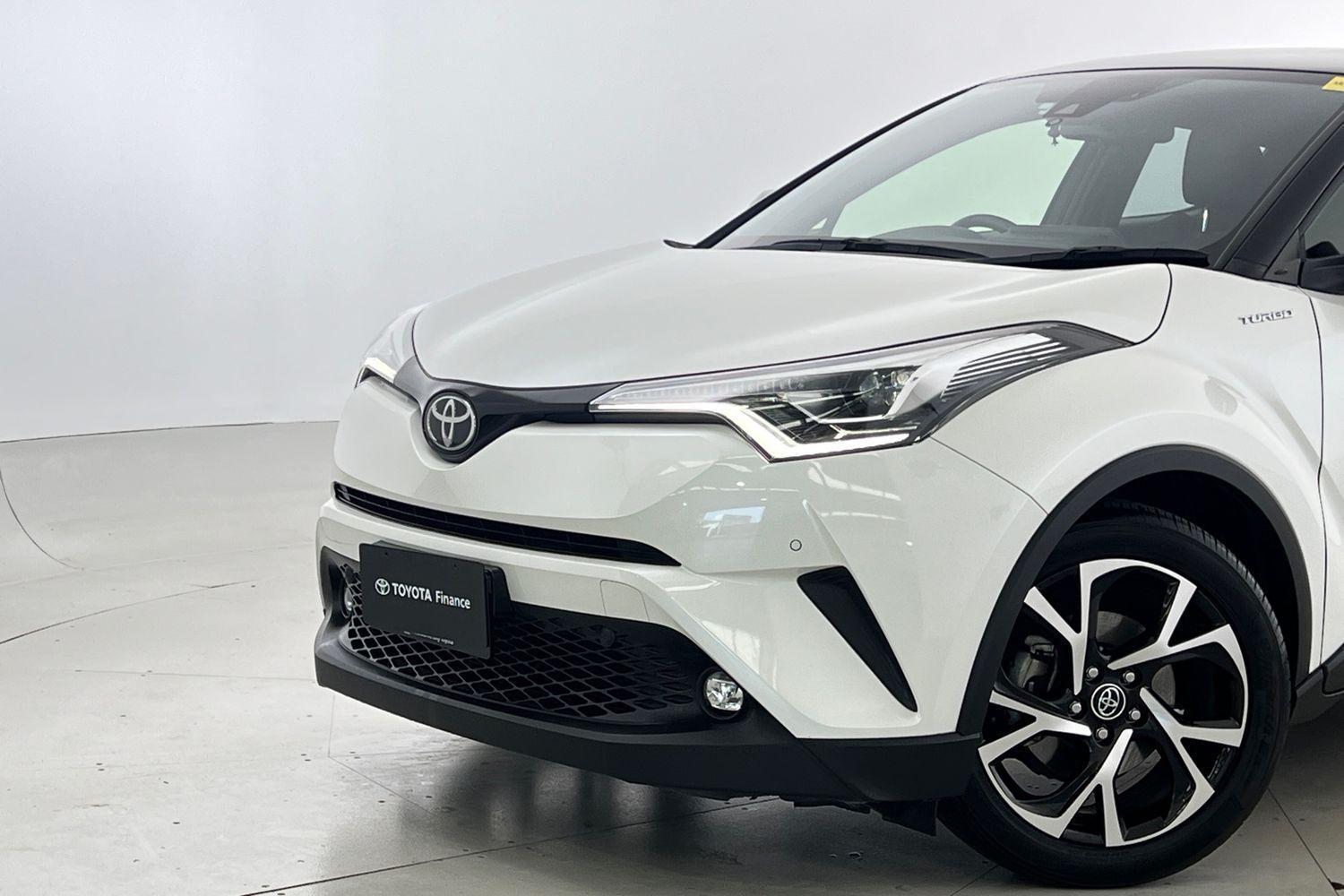 2018 Toyota C-HR Koba 2WD in Two Tone White