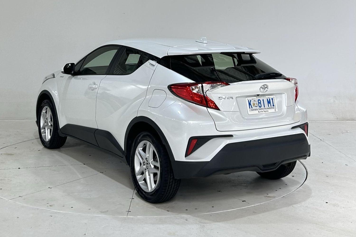 2022 Toyota C-HR GXL-2WD in White