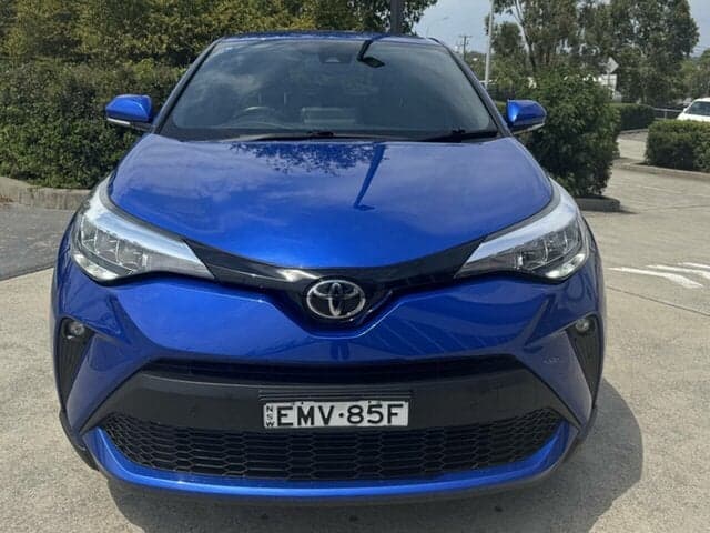 2020 Toyota C-HR GXL in Other