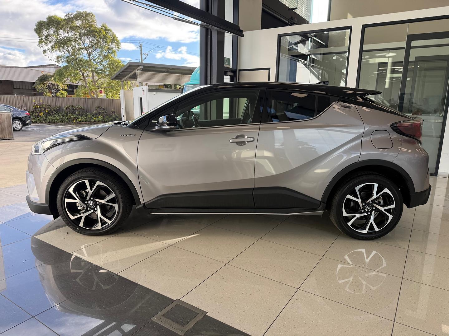 2017 Toyota C-HR Koba 2WD in Two Tone Silver