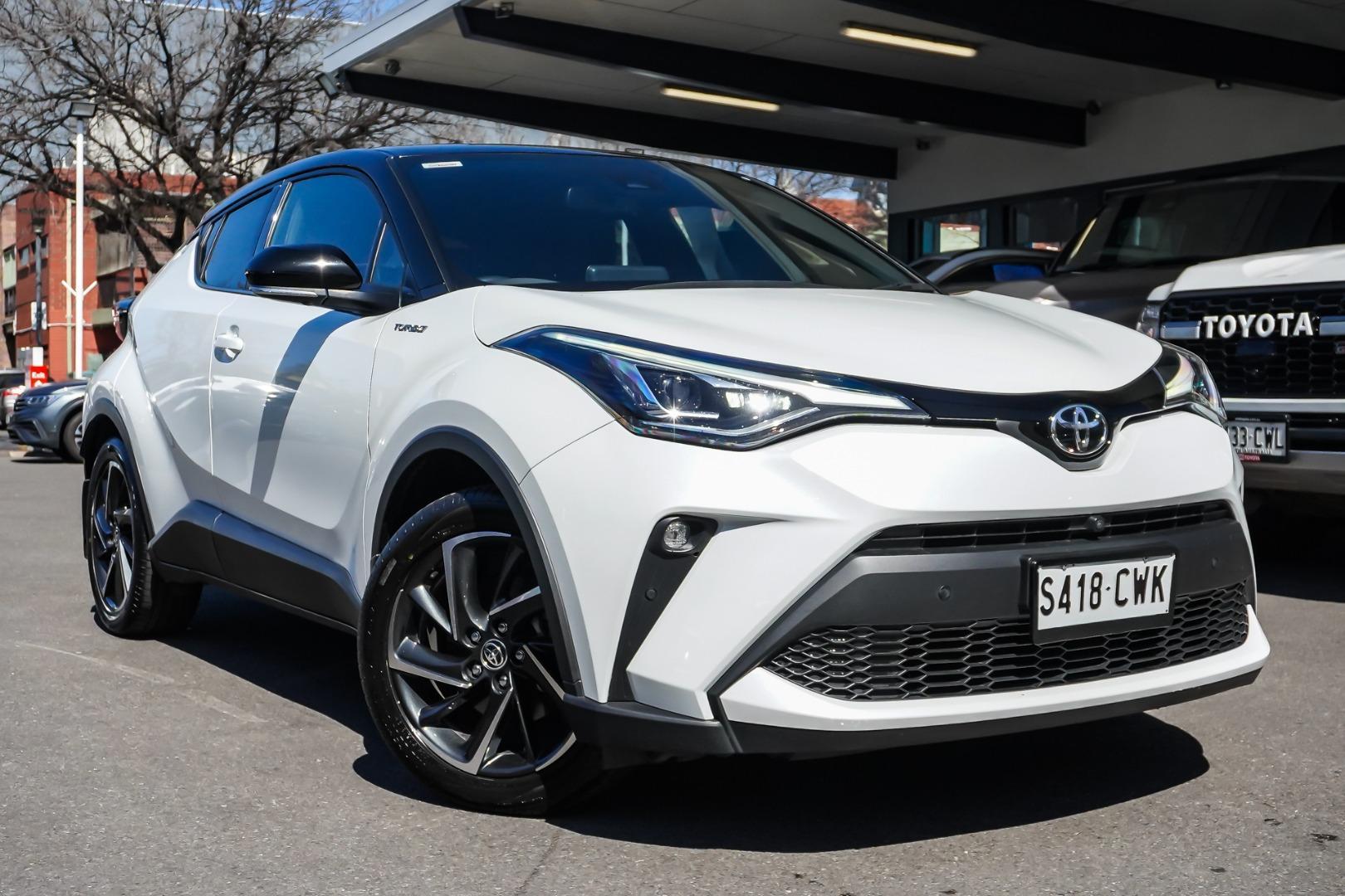 2023 Toyota C-HR Koba 2WD in Two Tone White
