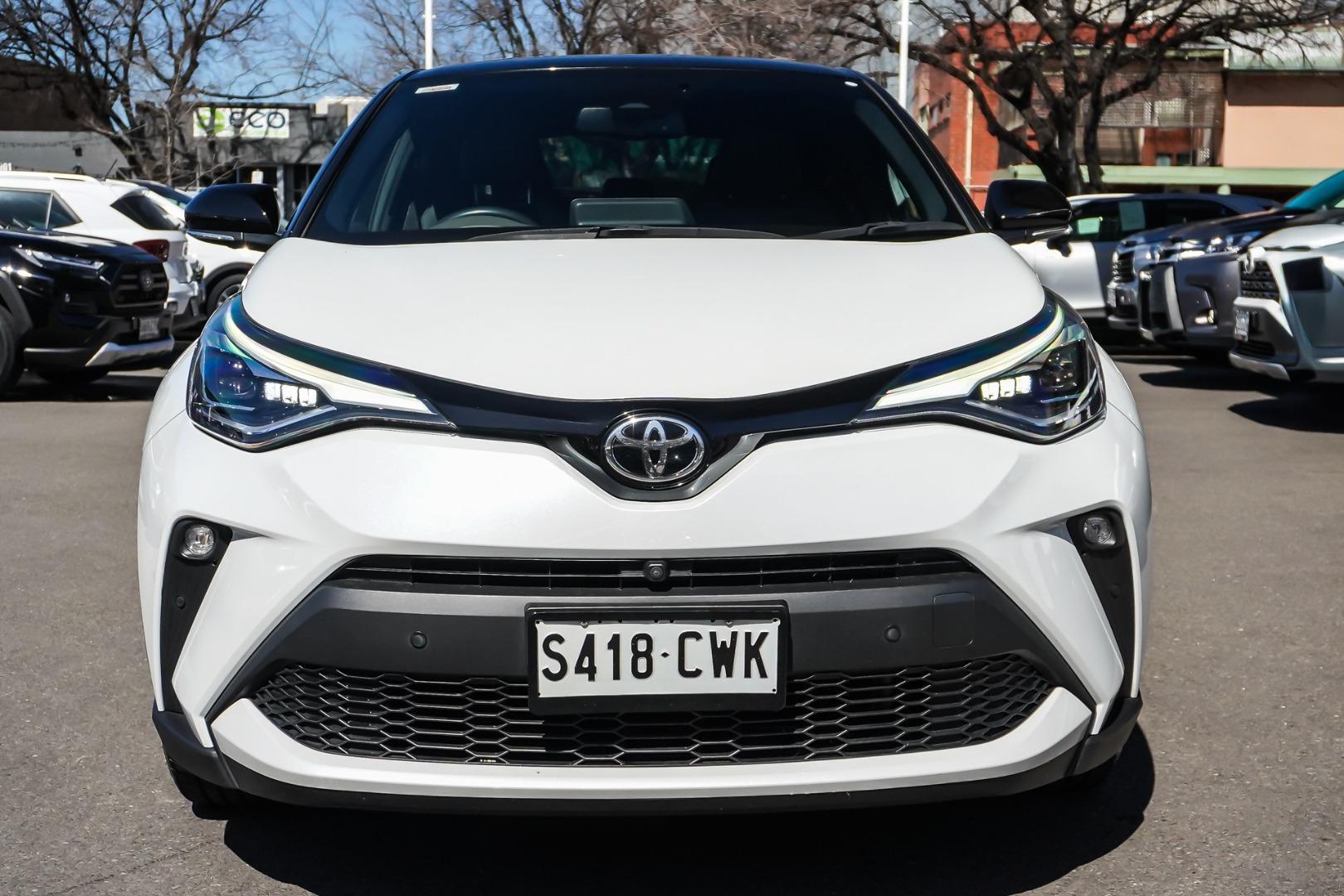 2023 Toyota C-HR Koba 2WD in Two Tone White
