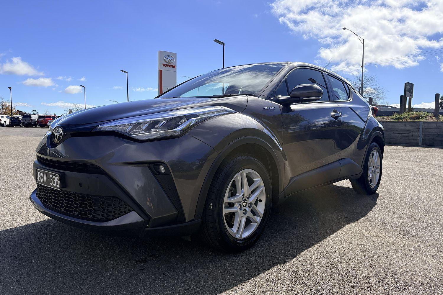 2022 Toyota C-HR GXL-2WD in Silver