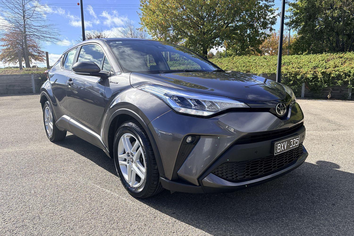 2022 Toyota C-HR GXL-2WD in Silver