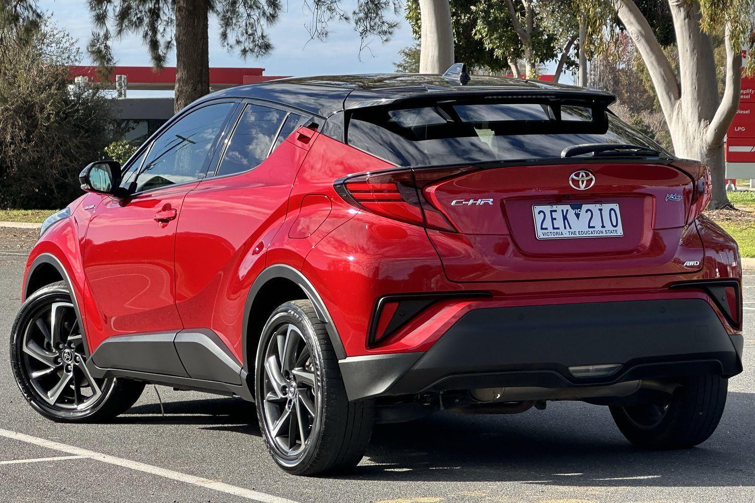 2022 Toyota C-HR Koba AWD in Two Tone Red