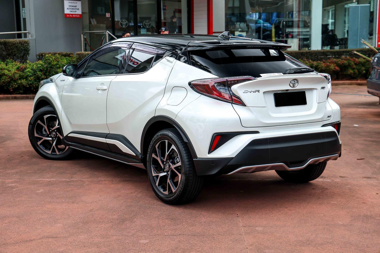 2017 Toyota C-HR Koba AWD in Two Tone White