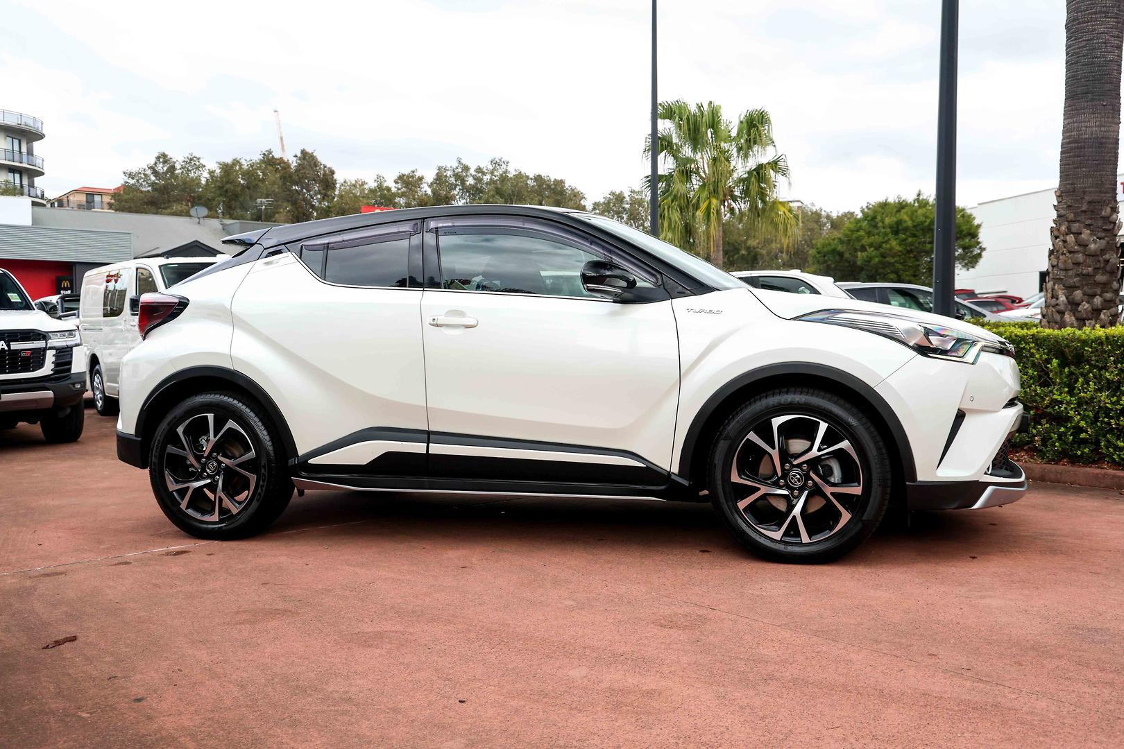 2017 Toyota C-HR Koba AWD in Two Tone White