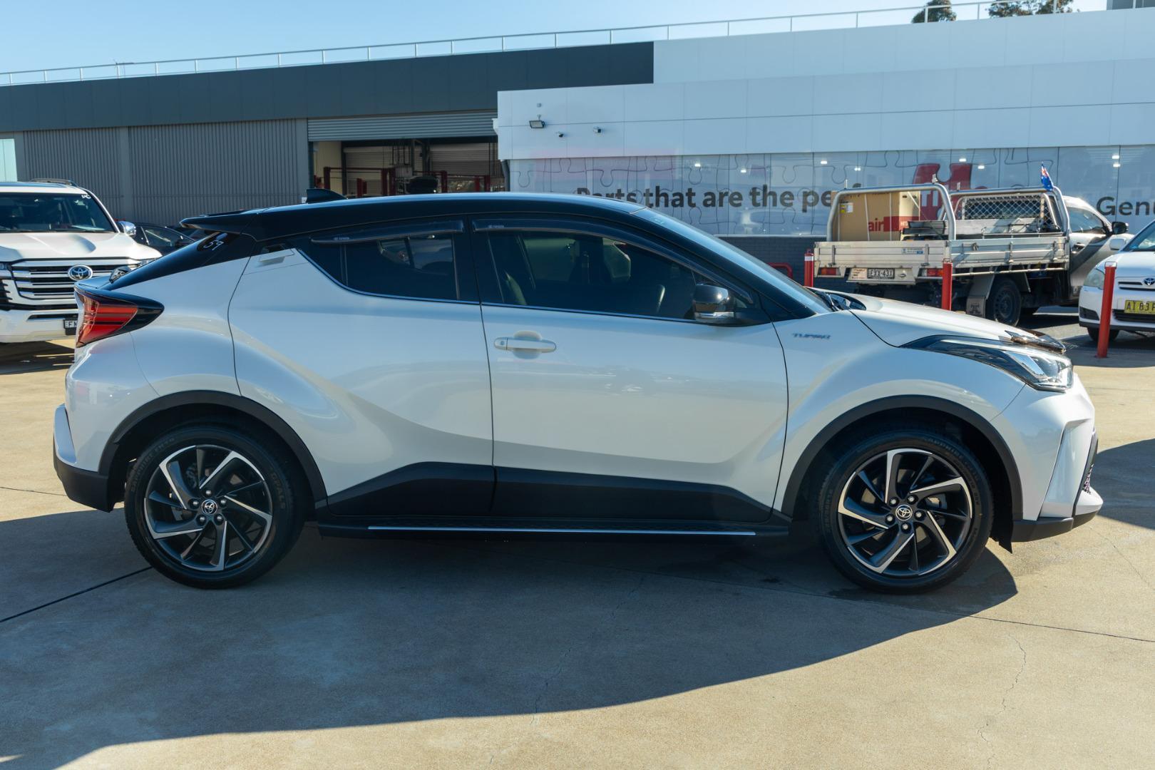 2020 Toyota C-HR Koba AWD in Two Tone White
