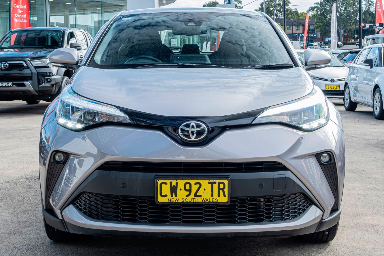 2020 Toyota C-HR Standard AWD in Silver