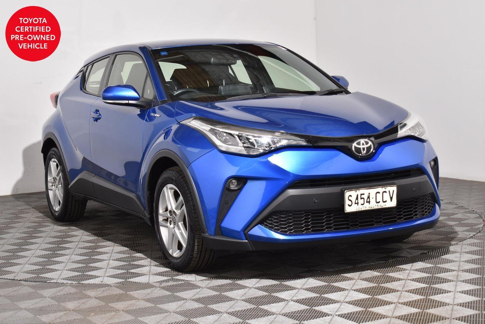 2019 Toyota C-HR Standard AWD in Blue
