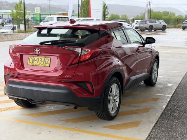 2020 Toyota C-HR Standard AWD in Red