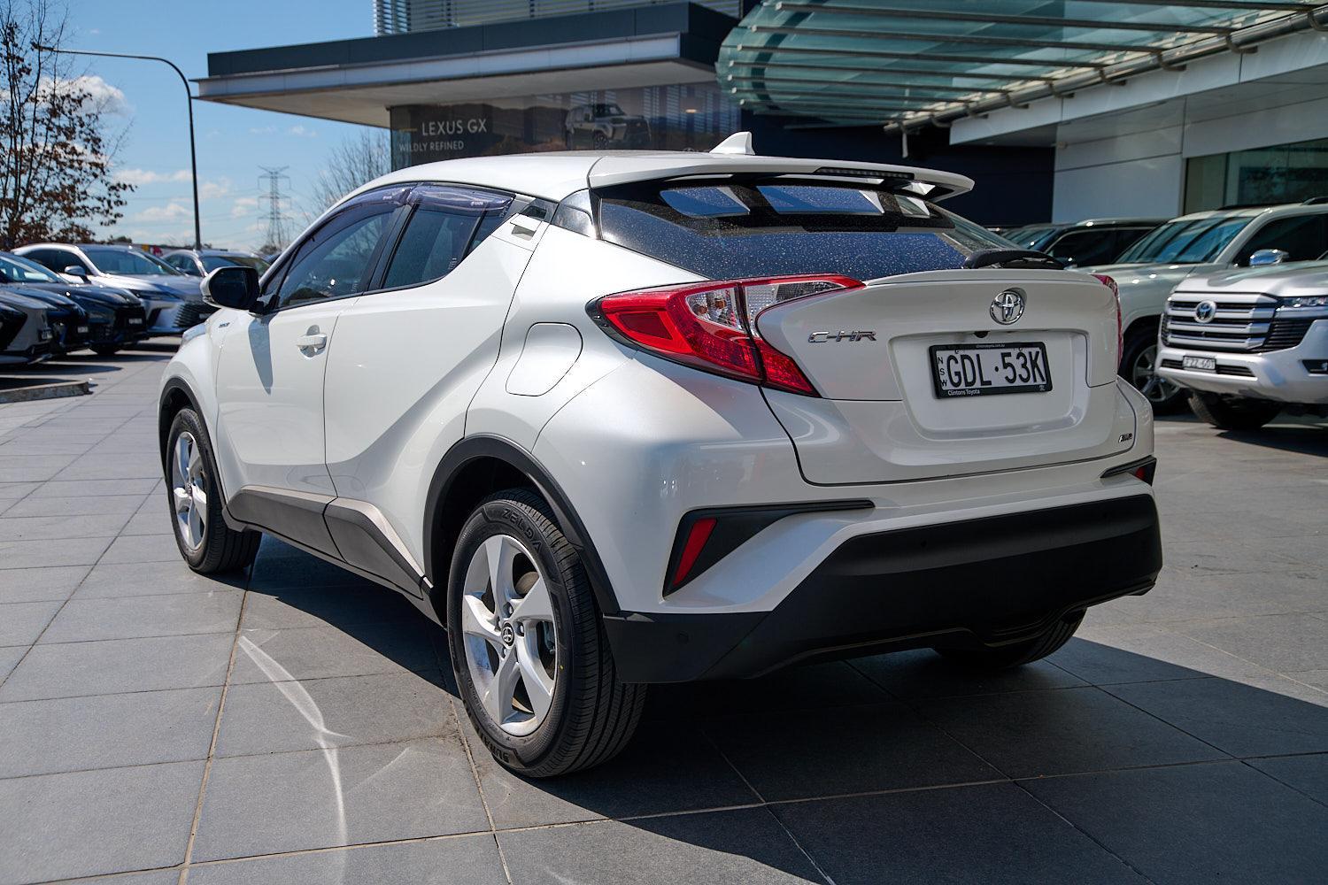 2019 Toyota C-HR Standard AWD in White