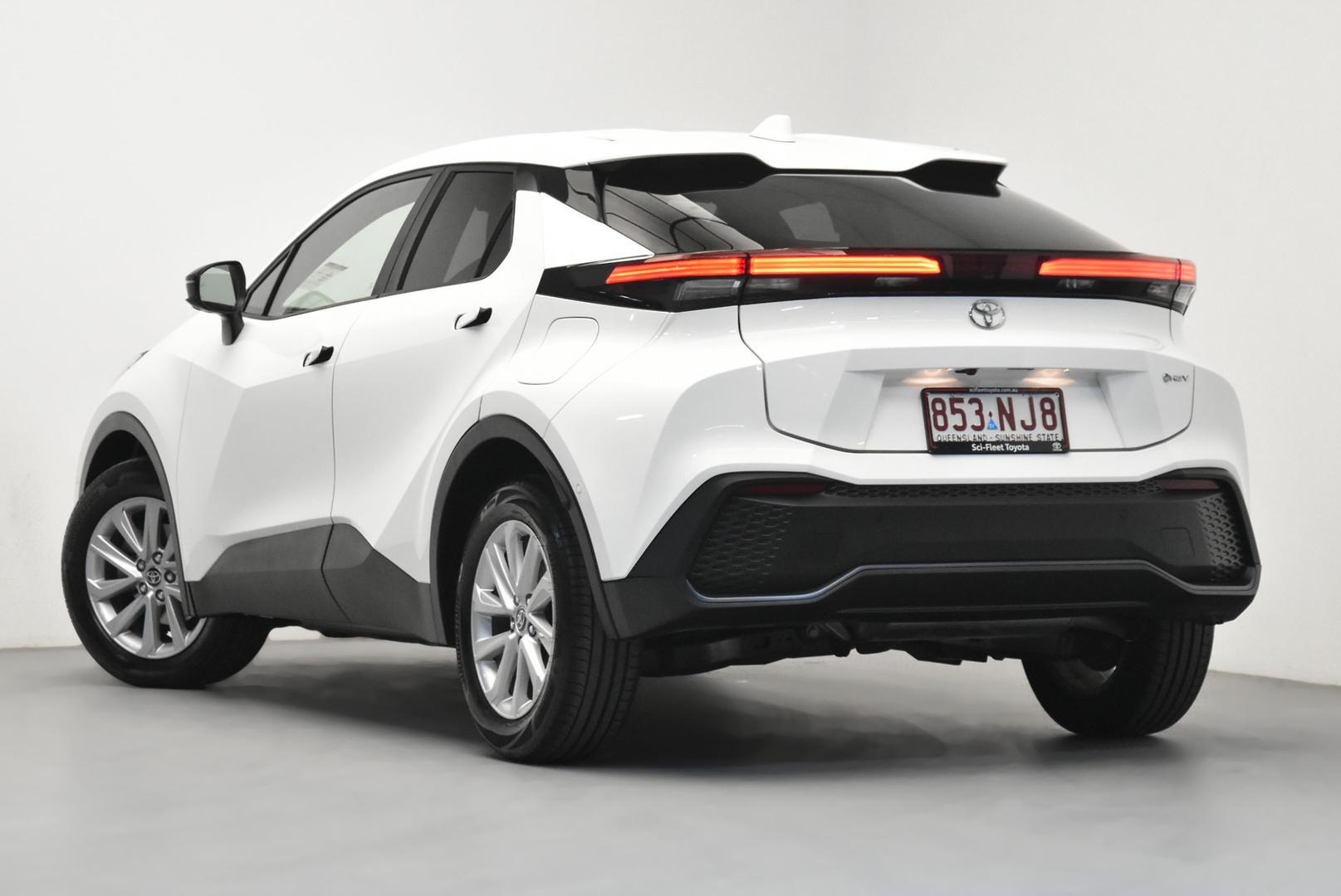 2025 Toyota C-HR GXL-2WD in White