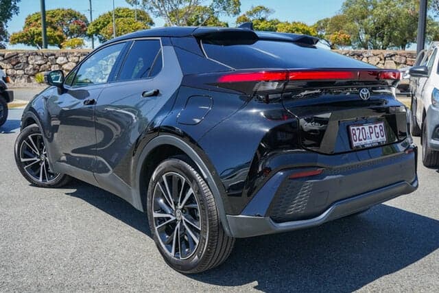 2025 Toyota C-HR Koba 2WD in Two Tone Black