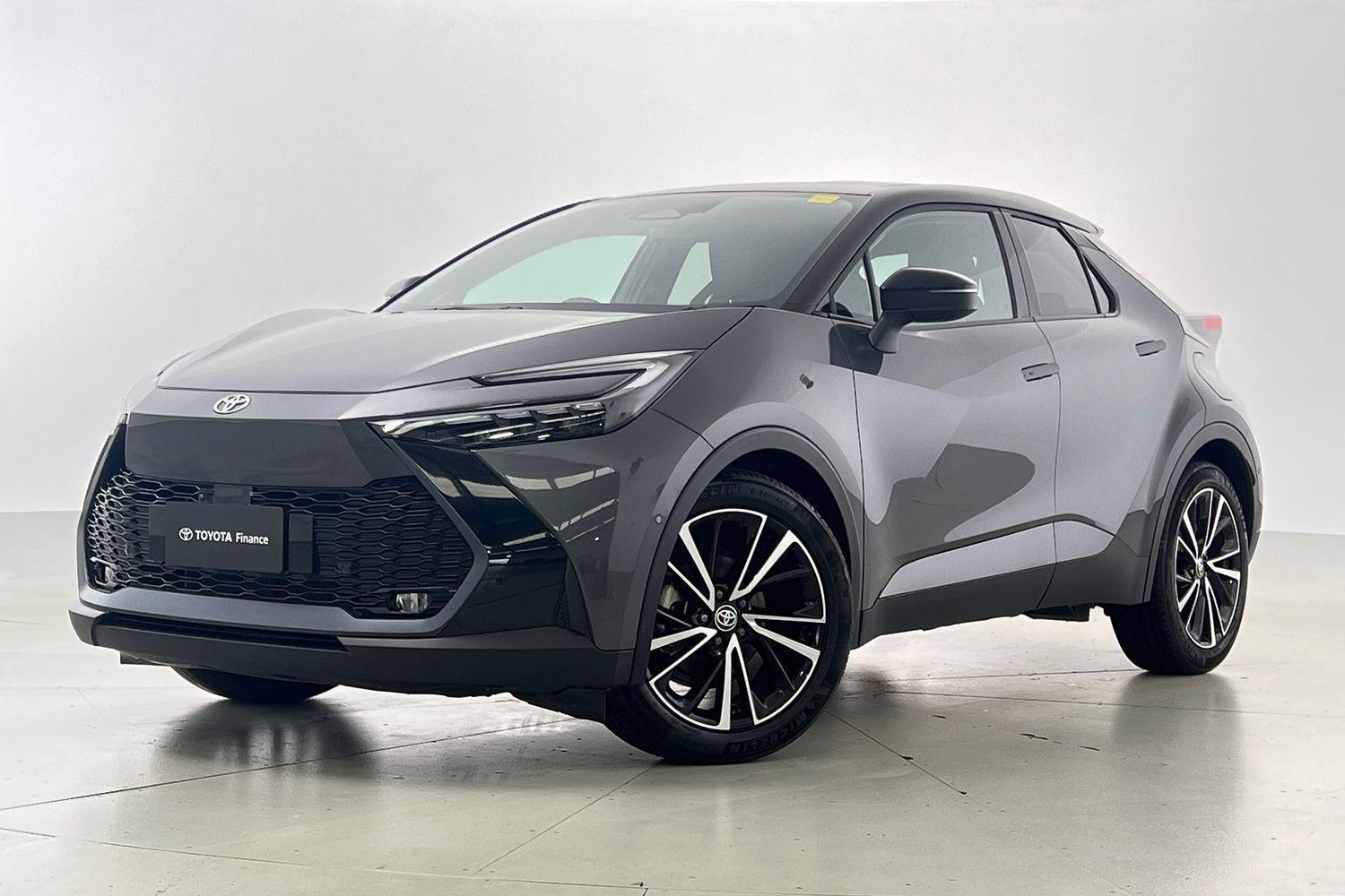 2024 Toyota C-HR Koba 2WD in Two Tone Black