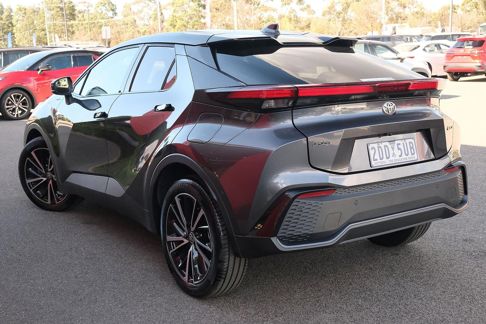 2025 Toyota C-HR Koba 2WD in Two Tone Black
