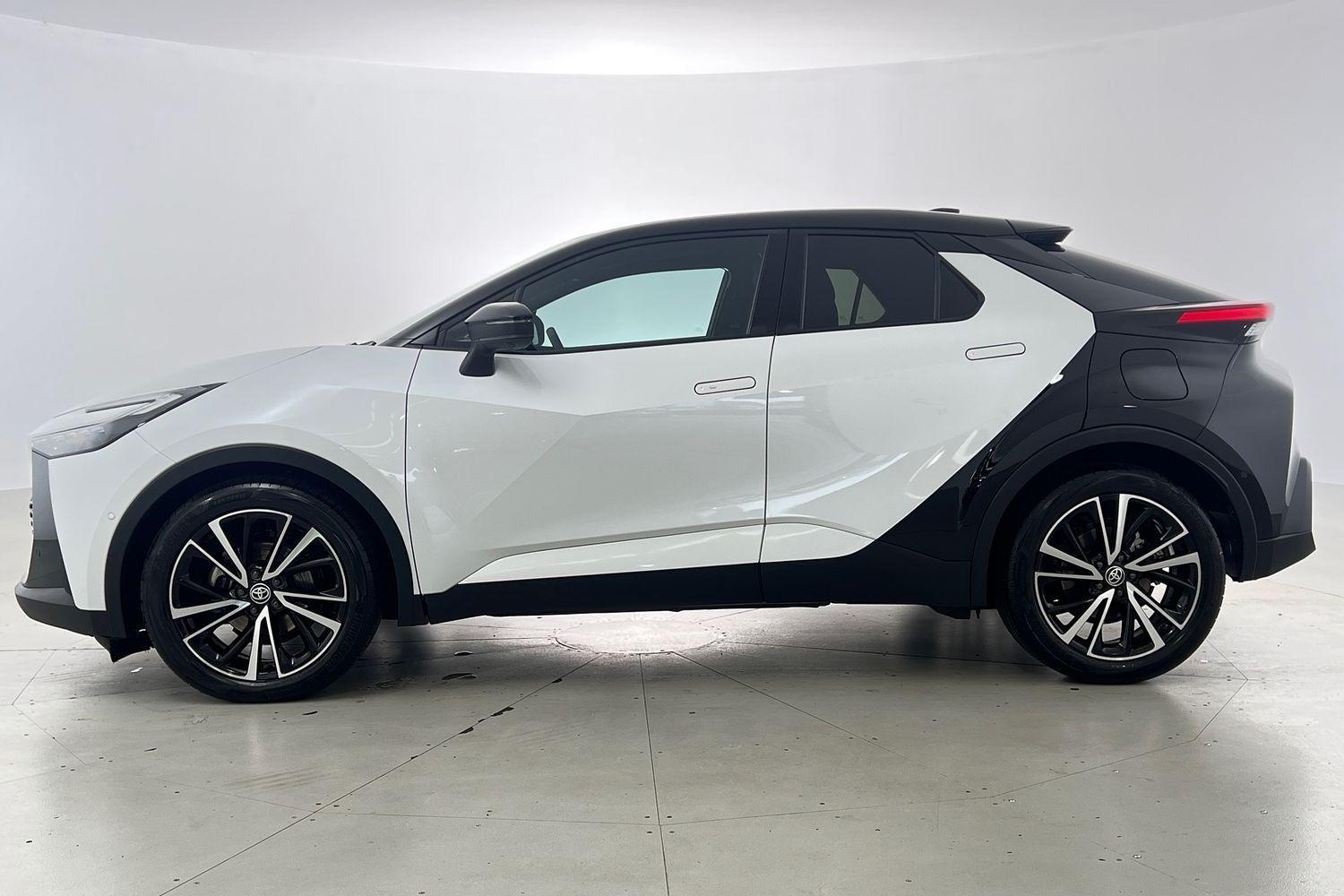 2025 Toyota C-HR Koba 2WD in Two Tone White