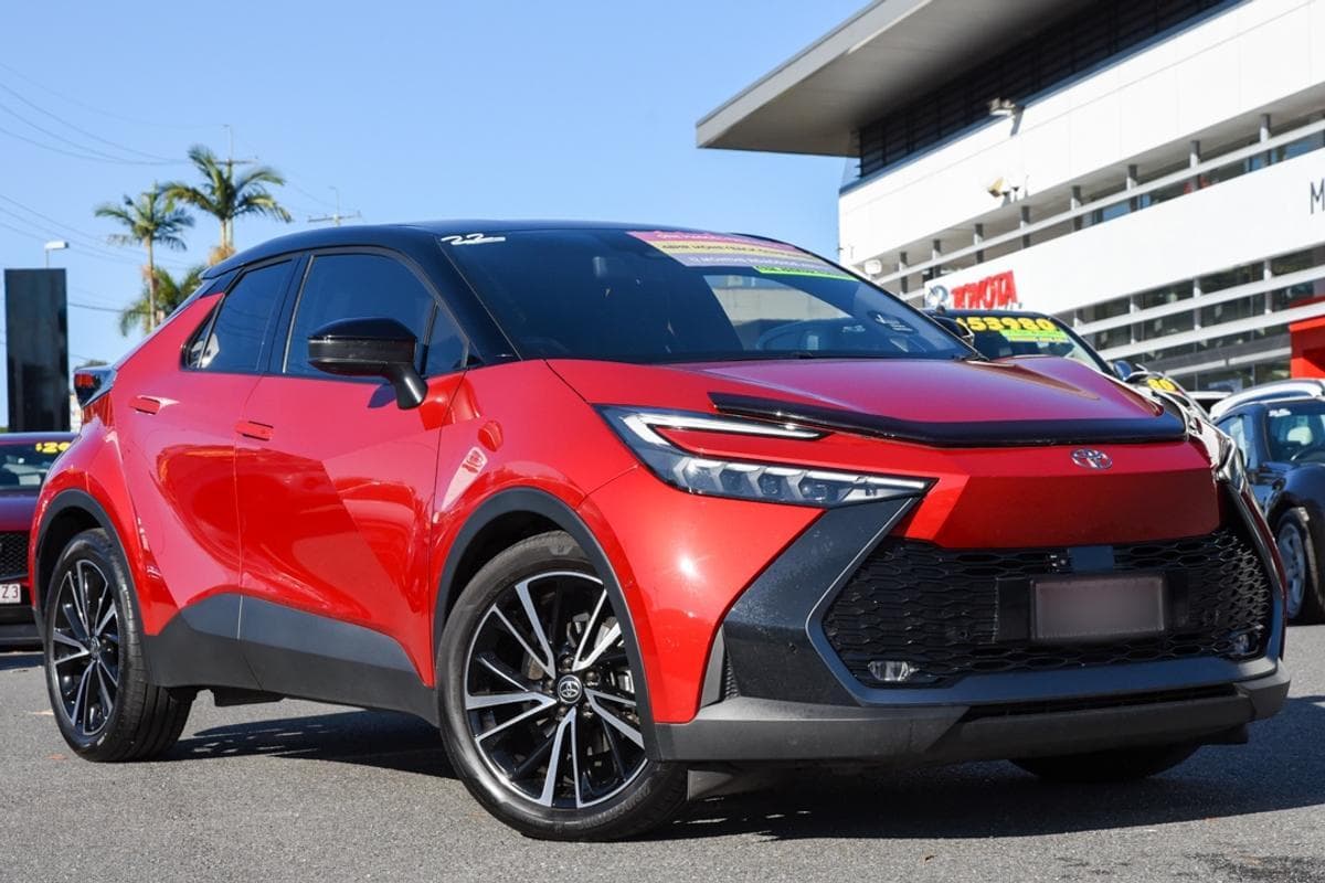 2024 Toyota C-HR Koba 2WD in Two Tone Red