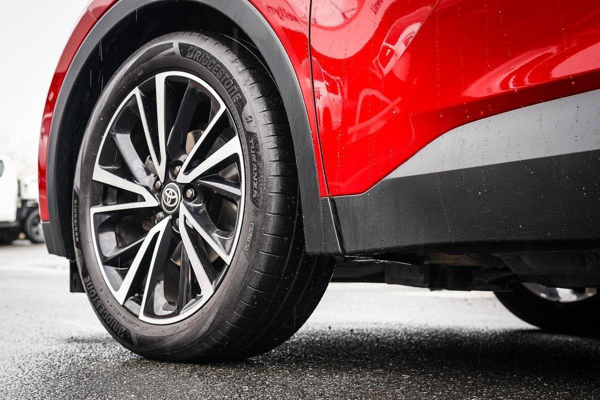 2023 Toyota C-HR Koba 2WD in Two Tone Red