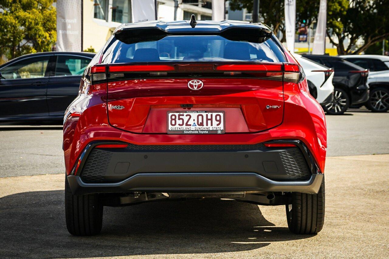 2025 Toyota C-HR Koba 2WD in Two Tone Red