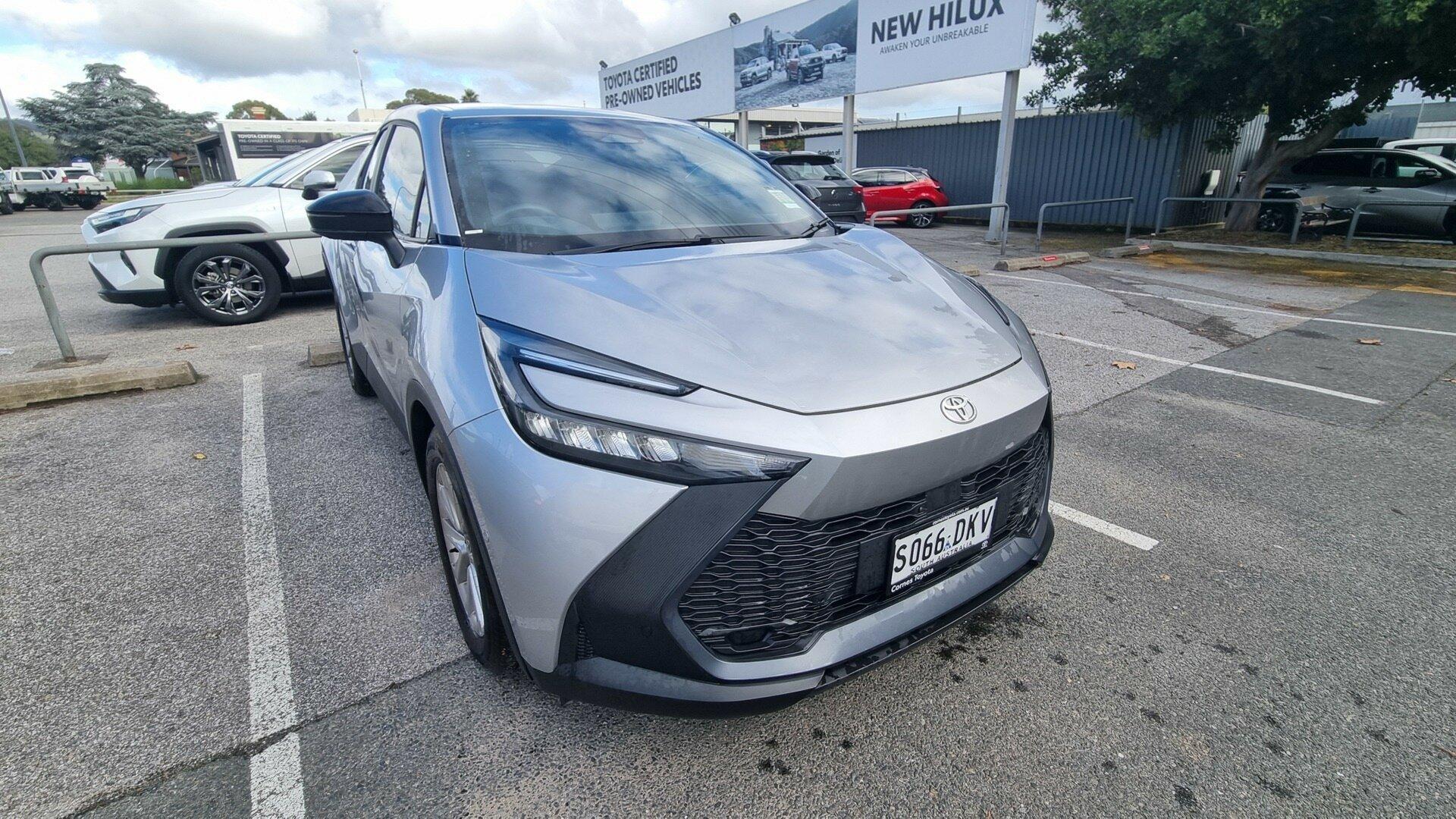2025 Toyota C-HR GXL-2WD in Silver