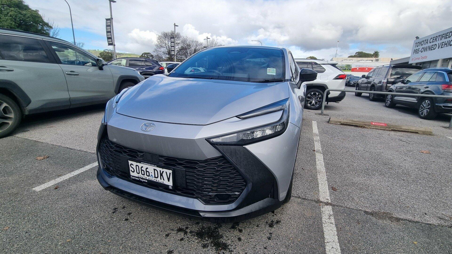 2025 Toyota C-HR GXL-2WD in Silver