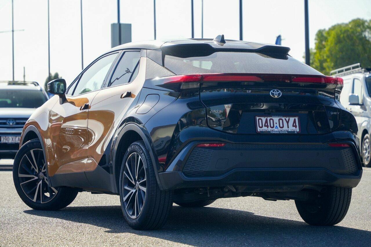 2025 Toyota C-HR Koba 2WD in Two Tone Yellow