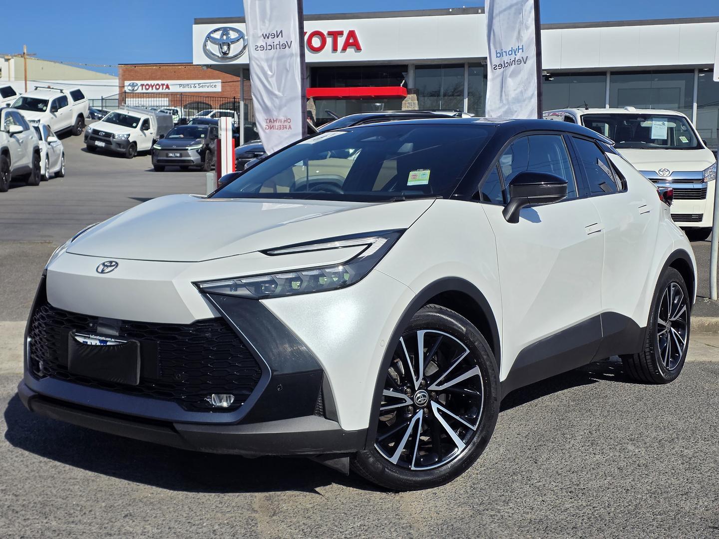 2023 Toyota C-HR Koba 2WD in Two Tone White