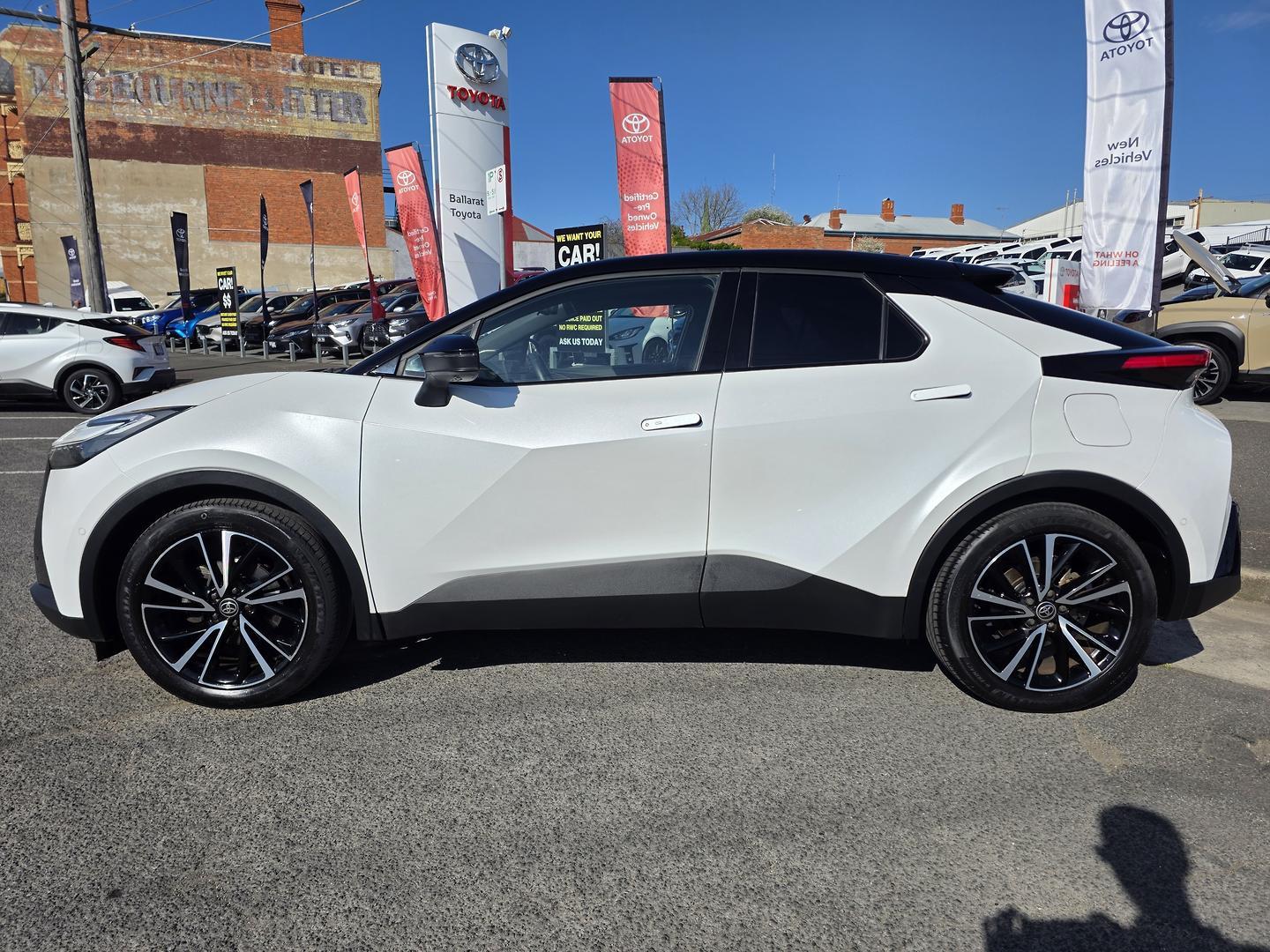 2023 Toyota C-HR Koba 2WD in Two Tone White