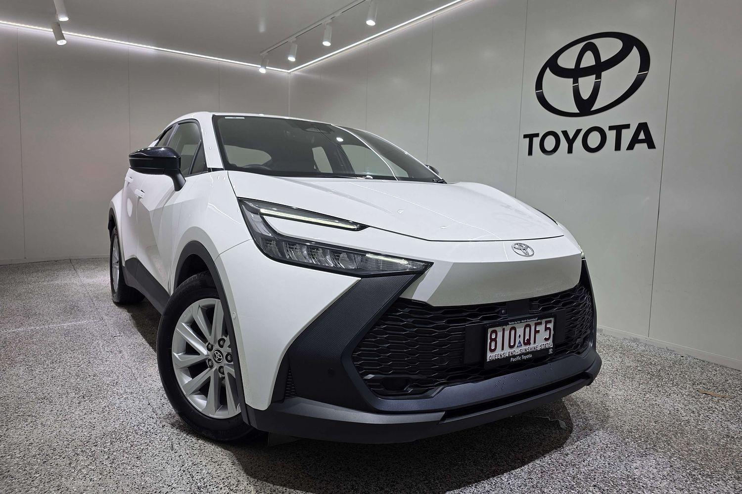 2024 Toyota C-HR GXL-2WD in White