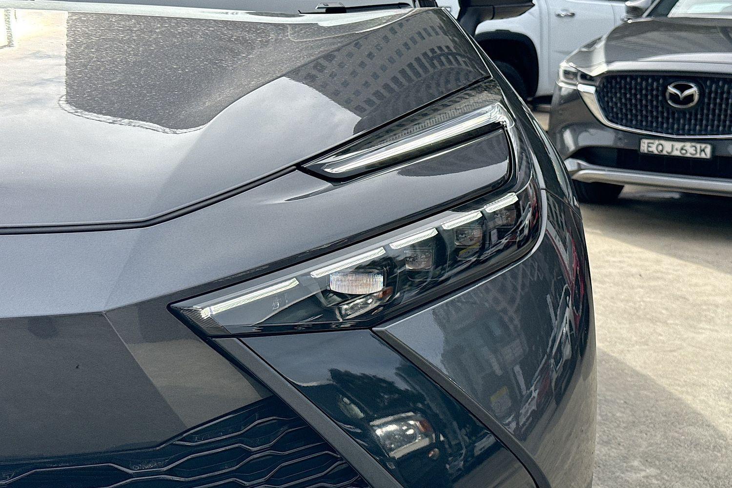 2025 Toyota C-HR Koba 2WD in Two Tone Black
